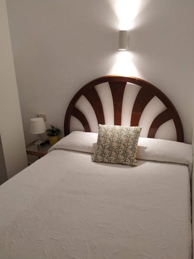 Hostal Abitum Madryt Zewnętrze zdjęcie